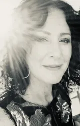 Клаудия Ярми