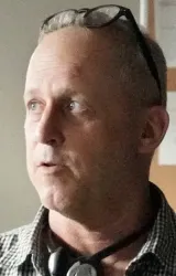 Рассел Ли Файн