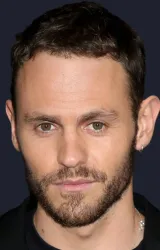 Чарли Викерз