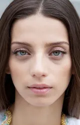 Анджела Сарафян